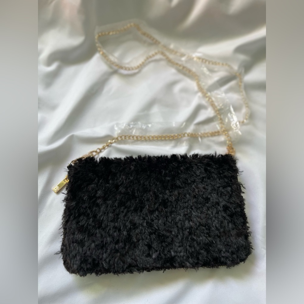 BuffBunny Sherpa Wallet in Onyx Black